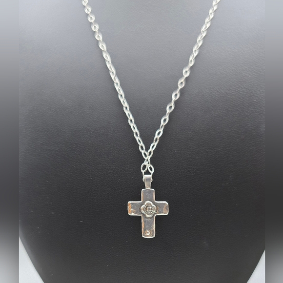 ♥️ REVERSIBLE CROSS STERLING SILVER NECKLACE - Picture 5 of 6